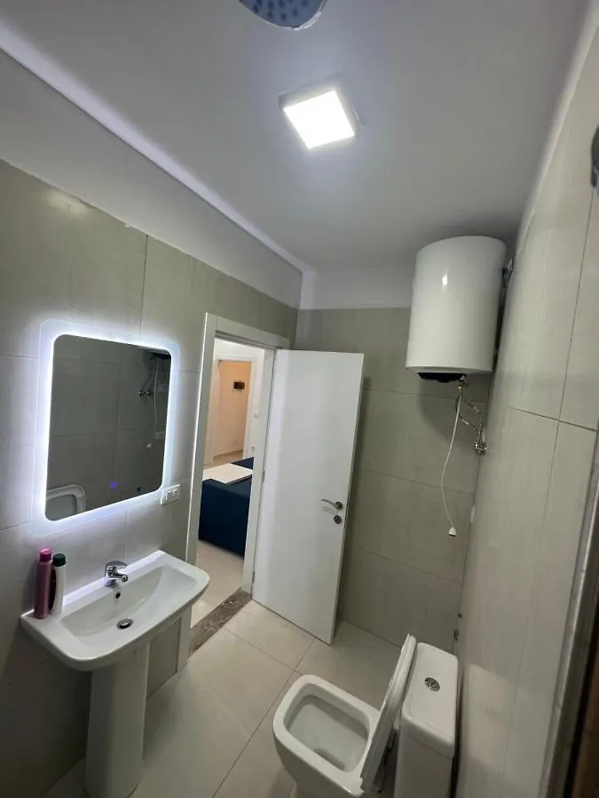 *** Hotel De Lux Home Shëngjin Albanië